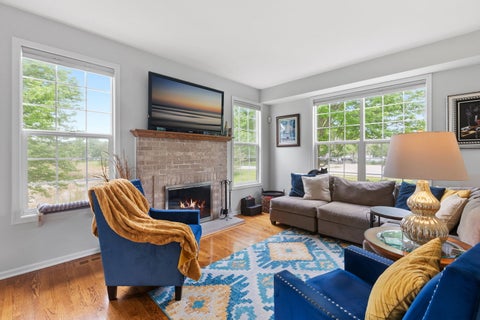 Tiny photo for 1116 Loganbury Court, Elgin, IL 60120 (MLS # 12655535)