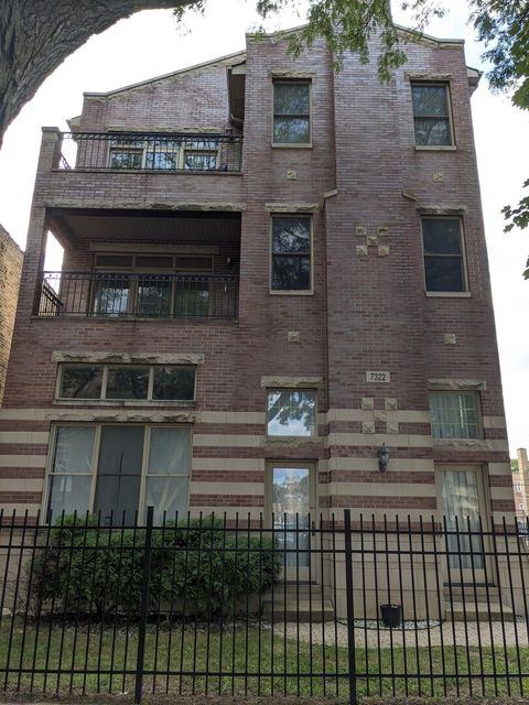 Photo of 7322 N Claremont Avenue #2E, Chicago, IL 60645 (MLS # 12478444)