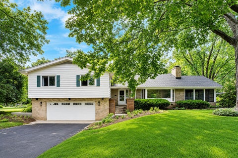 Photo of 2288 S Westwood Lane, Palatine, IL 60067 (MLS # 12769864)
