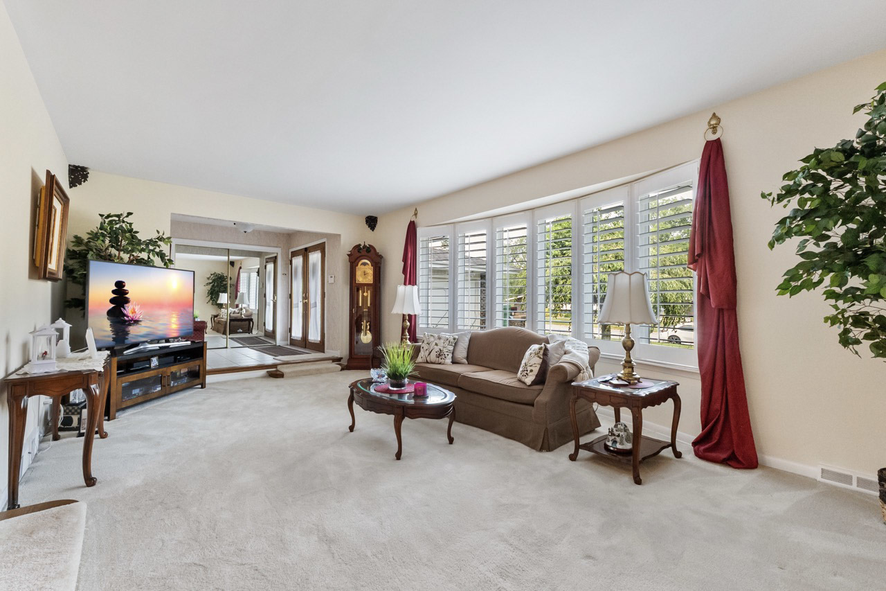 13521 W Catawba Lane