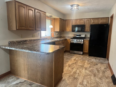 Tiny photo for 507 W Jefferson Avenue, Patoka, IL 62875 (MLS # 12717024)