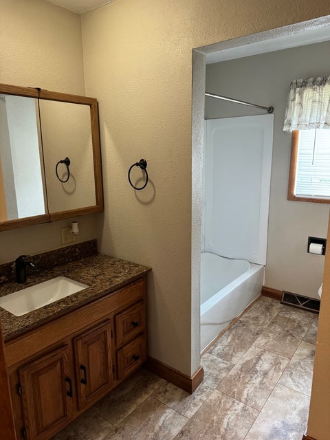 Tiny photo for 507 W Jefferson Avenue, Patoka, IL 62875 (MLS # 12717024)