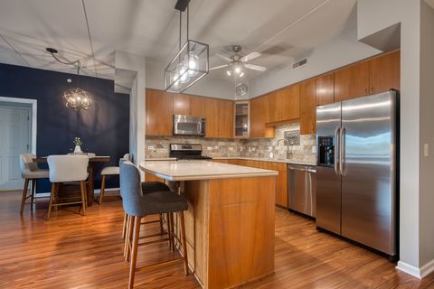 Tiny photo for 900 LEE Street #202, Des Plaines, IL 60016 (MLS # 12621603)
