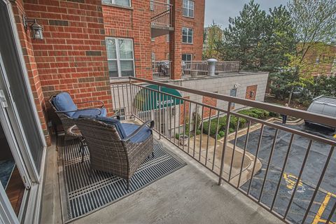 Tiny photo for 900 LEE Street #202, Des Plaines, IL 60016 (MLS # 12621603)