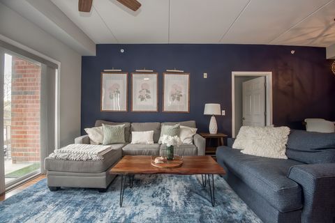 Tiny photo for 900 LEE Street #202, Des Plaines, IL 60016 (MLS # 12621603)