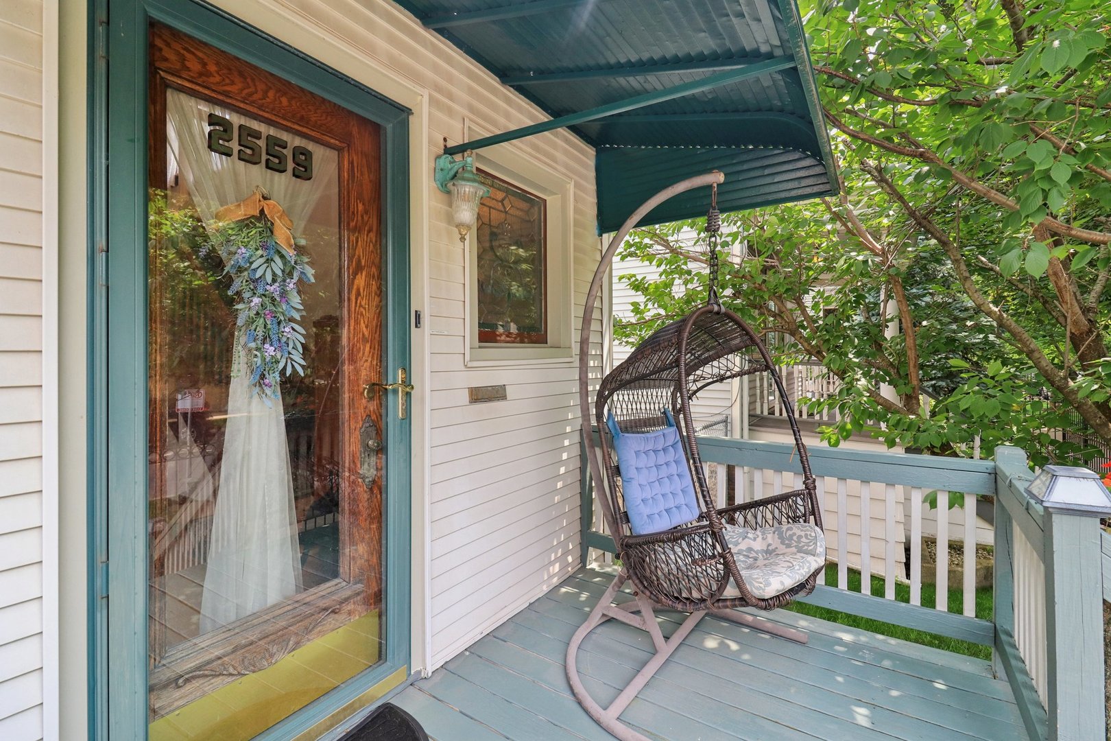 2559 N Saint Louis Avenue
