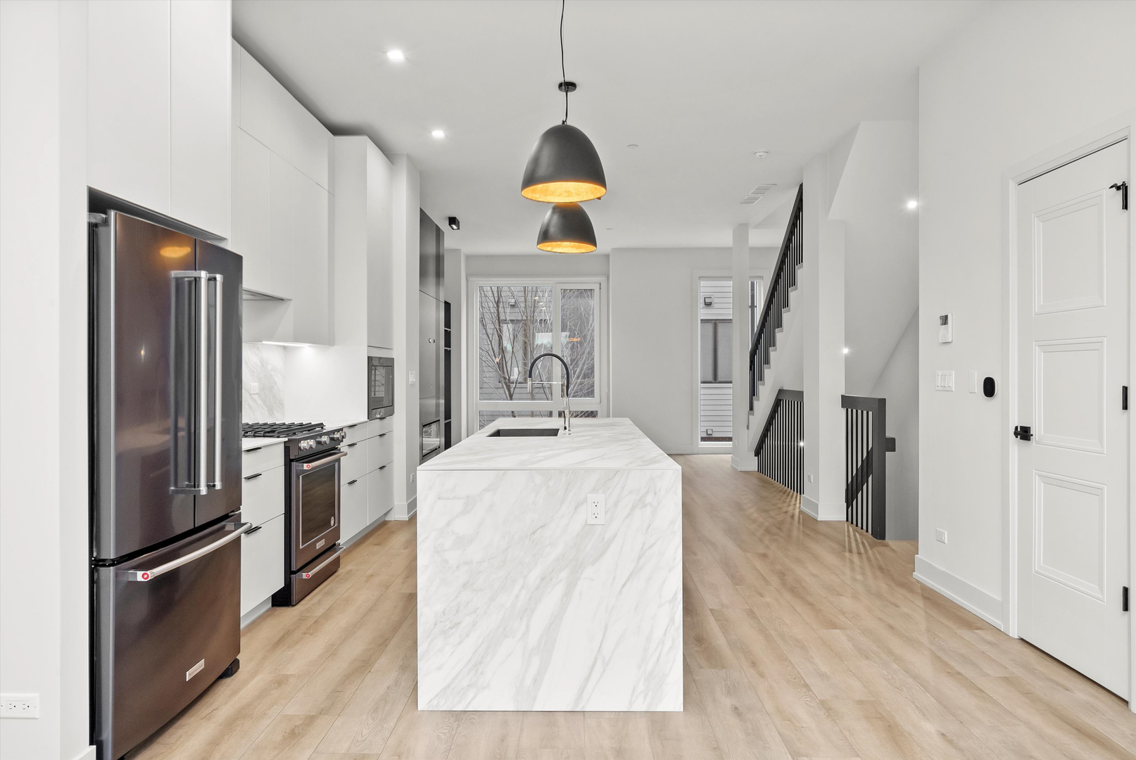 4214 W Belmont Avenue 5