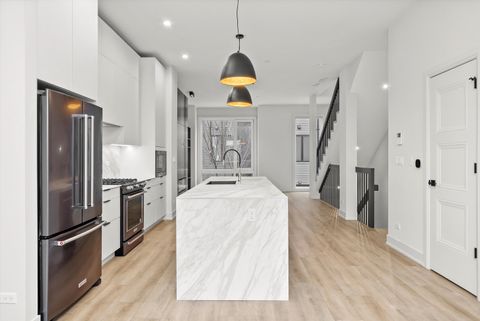 Tiny photo for 4214 W Belmont Avenue #5, Chicago, IL 60641 (MLS # 12595451)