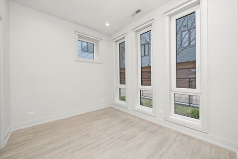 Tiny photo for 4214 W Belmont Avenue #5, Chicago, IL 60641 (MLS # 12595451)