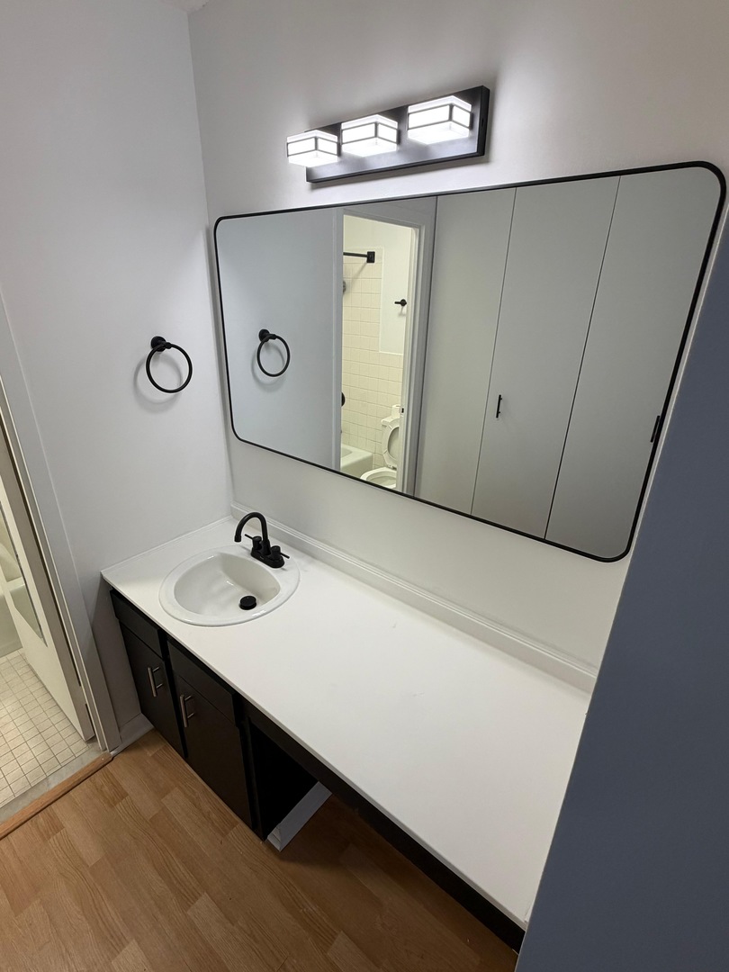 4300 W Ford City Drive 401A