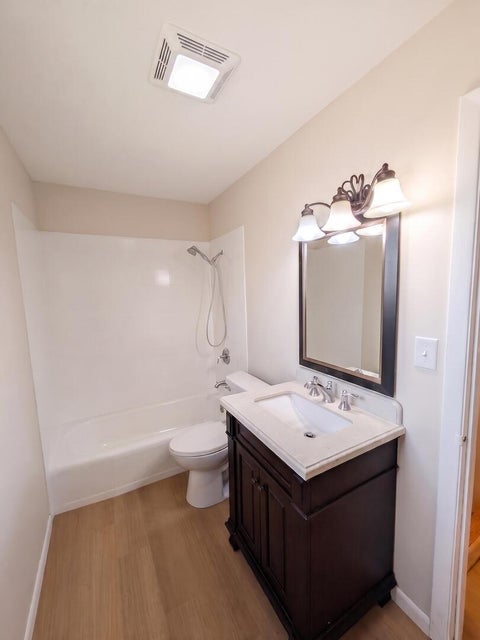 Tiny photo for 270 N Dover Lane, Des Plaines, IL 60018 (MLS # 12750904)