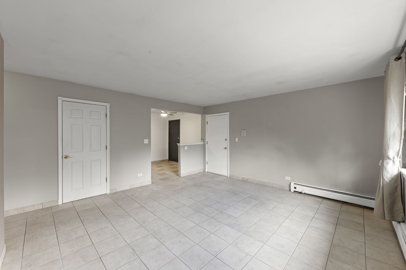 255 E OAK Street 12
