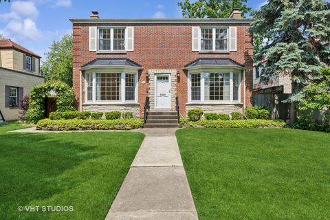 6250 N Navajo Avenue Chicago IL 60646