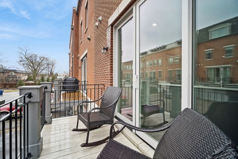 Tiny photo for 1251 Gateway Court, Northbrook, IL 60062 (MLS # 12543433)