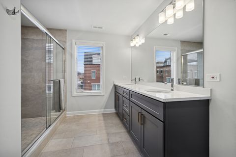 Tiny photo for 1251 Gateway Court, Northbrook, IL 60062 (MLS # 12543433)