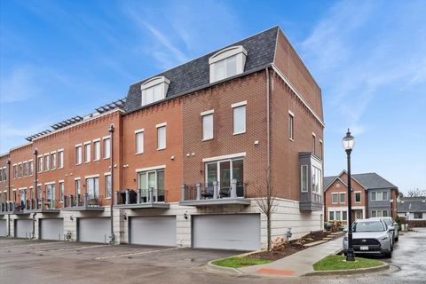 1251 Gateway Court Northbrook IL 60062