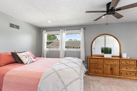 Tiny photo for 101 S Cedarcrest Drive, Schaumburg, IL 60193 (MLS # 12687994)