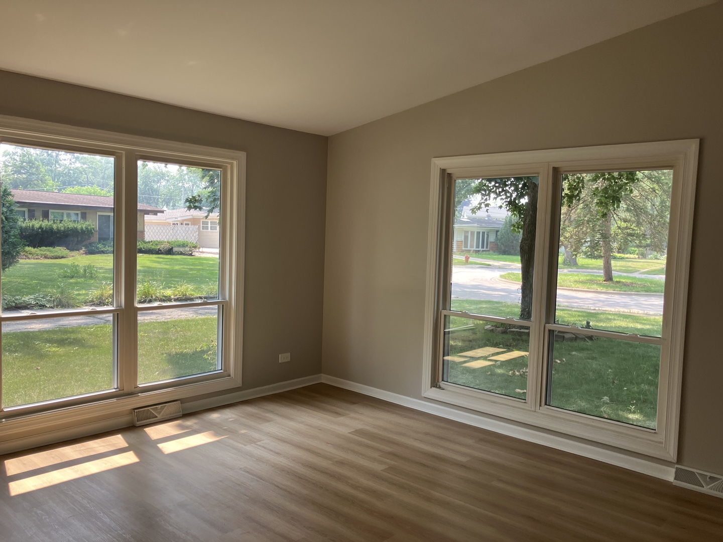 3921 Gull Court
