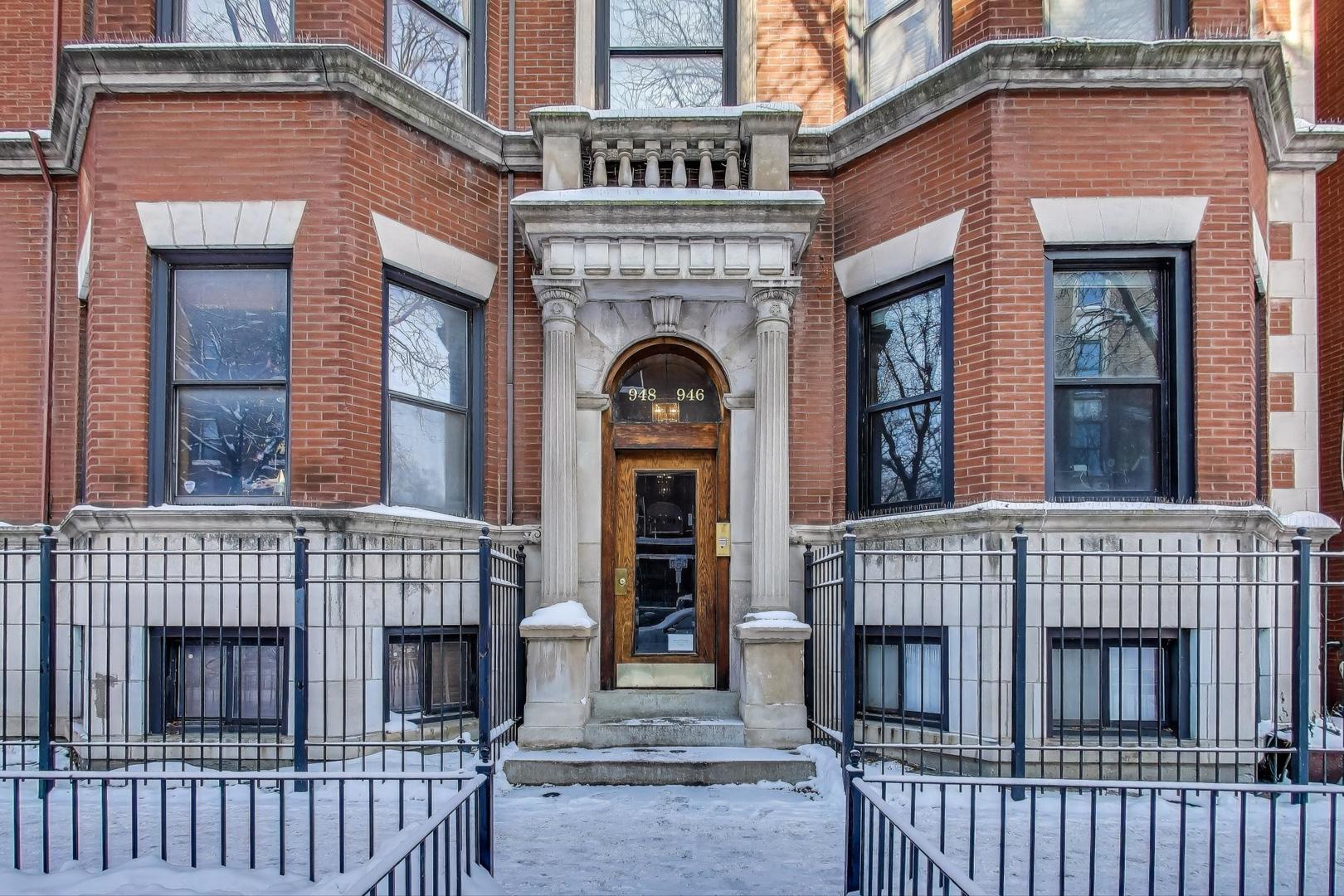 948 W Sheridan Road 2D