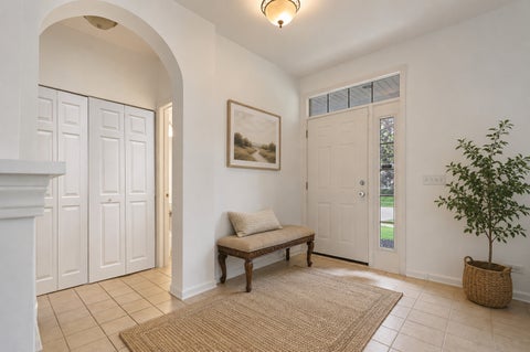 Tiny photo for 2050 Colchester Avenue, Hoffman Estates, IL 60192 (MLS # 12650462)