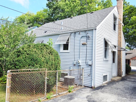 Tiny photo for 10342 S Christiana Avenue, Chicago, IL 60655 (MLS # 12760532)