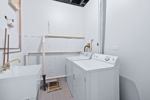 Tiny photo for 1329 E 61st Street, Chicago, IL 60637 (MLS # 12594981)