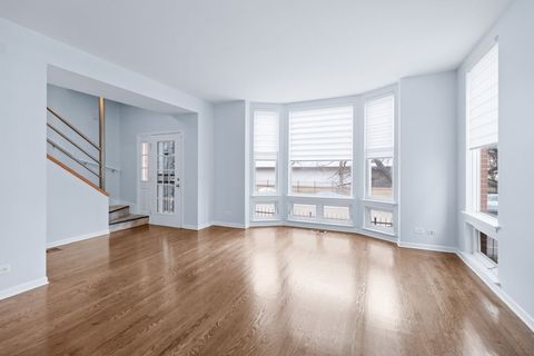 Tiny photo for 1329 E 61st Street, Chicago, IL 60637 (MLS # 12594981)