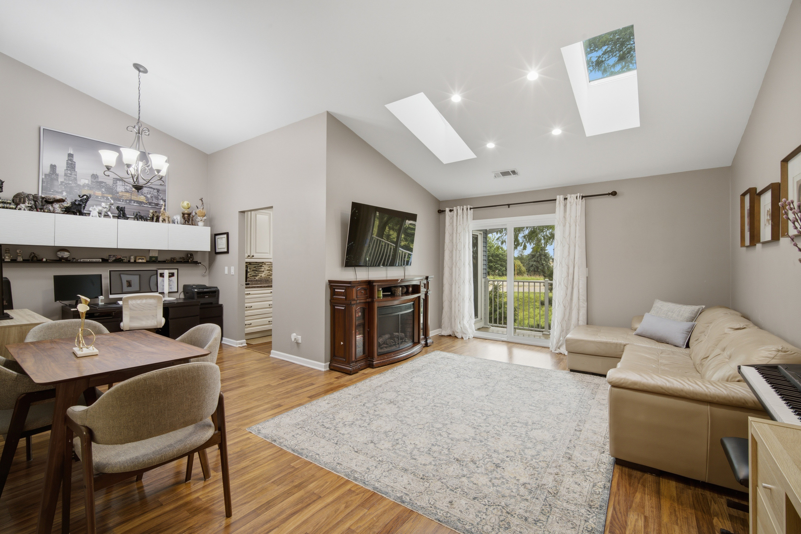 1695 Mansfield Court 6