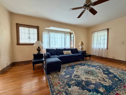 Tiny photo for 609 Dubois Street, Lawrenceville, IL 62439 (MLS # 12672789)