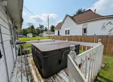 Tiny photo for 609 Dubois Street, Lawrenceville, IL 62439 (MLS # 12672789)