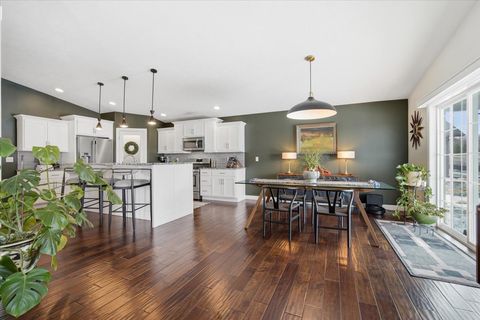 Tiny photo for 2614 Handel Drive, Bloomington, IL 61704 (MLS # 12598917)