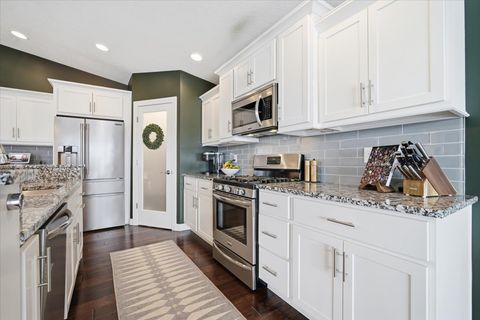 Tiny photo for 2614 Handel Drive, Bloomington, IL 61704 (MLS # 12598917)