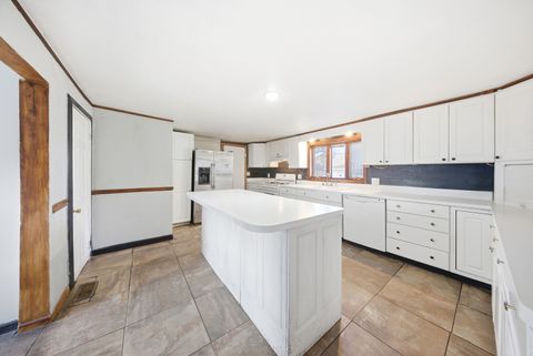 Tiny photo for 557 Binder Street, Aurora, IL 60505 (MLS # 12594464)