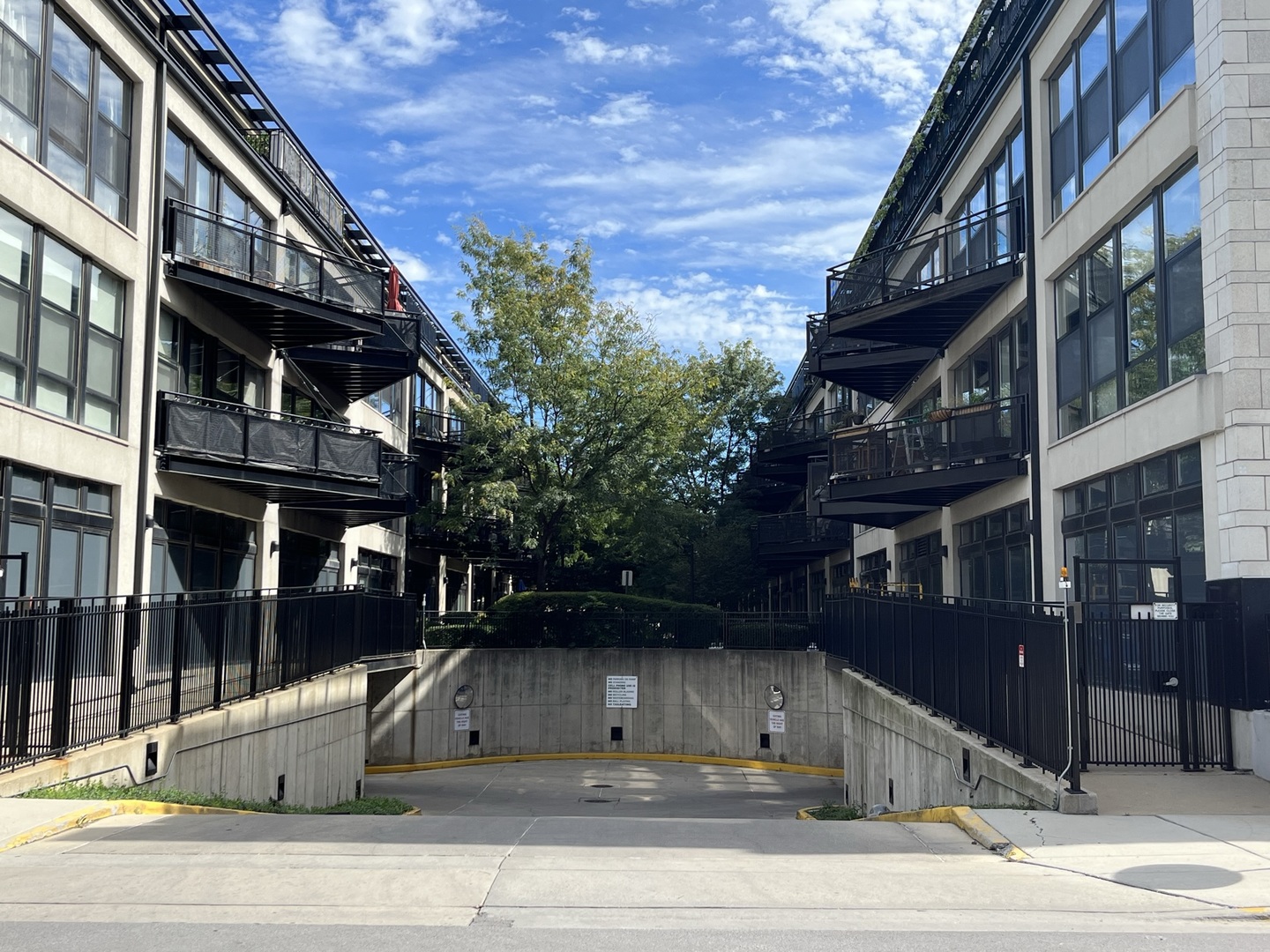 1150 W 15th Street 401