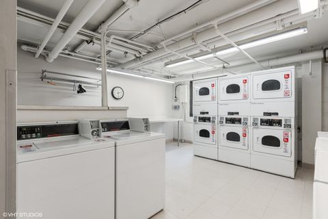 Tiny photo for 6300 N Sheridan Road #216, Chicago, IL 60660 (MLS # 12396032)