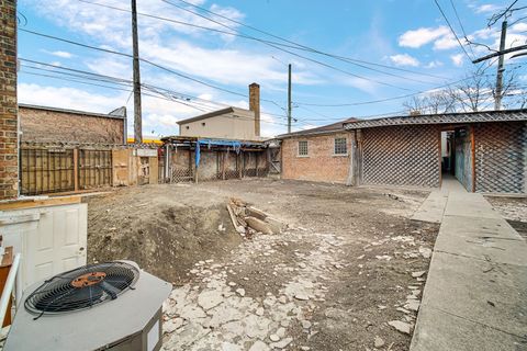 Tiny photo for 3143 N Kostner Avenue, Chicago, IL 60641 (MLS # 12610257)