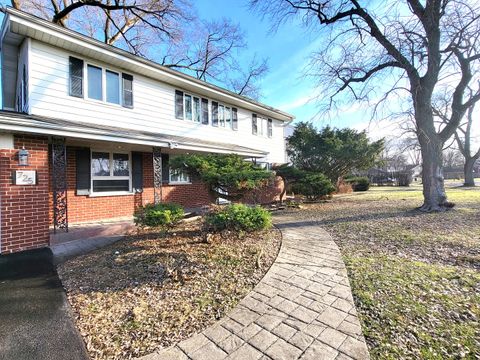 Photo of 725 Braemar Road, Flossmoor, IL 60422 (MLS # 12566591)