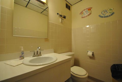 Tiny photo for 10540 W Cermak Road, Westchester, IL 60154 (MLS # 12567671)