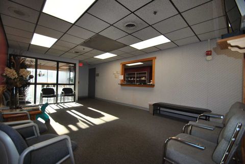 Tiny photo for 10540 W Cermak Road, Westchester, IL 60154 (MLS # 12567671)