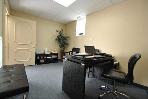 Tiny photo for 10540 W Cermak Road, Westchester, IL 60154 (MLS # 12567671)