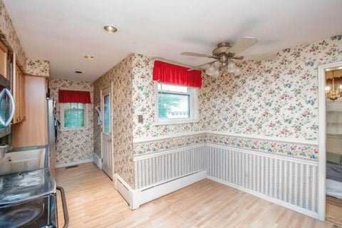 Tiny photo for 229 East Avenue, Park Ridge, IL 60068 (MLS # 12771706)