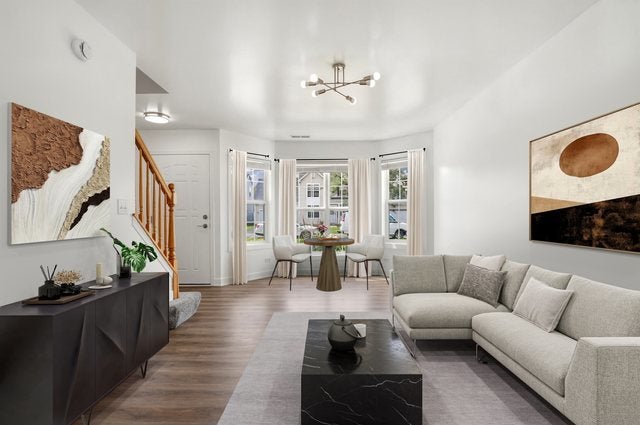 1613 Victoria Park Circle