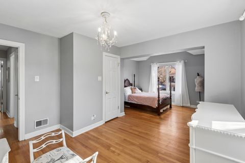 Tiny photo for 6831 N Kilpatrick Avenue, Lincolnwood, IL 60712 (MLS # 12575459)