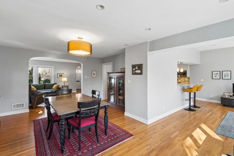 Tiny photo for 6831 N Kilpatrick Avenue, Lincolnwood, IL 60712 (MLS # 12575459)