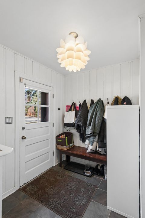 Tiny photo for 6831 N Kilpatrick Avenue, Lincolnwood, IL 60712 (MLS # 12575459)