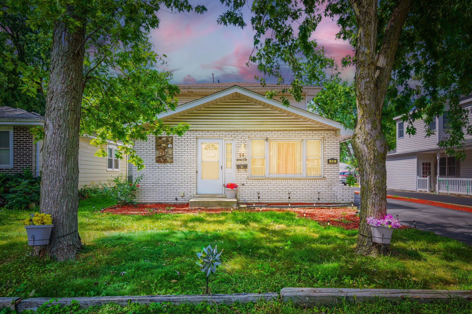 14 N Rebecca Street