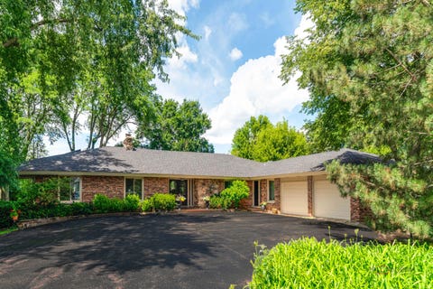 Photo of 2432 Federal Court, Long Grove, IL 60047 (MLS # 12735006)