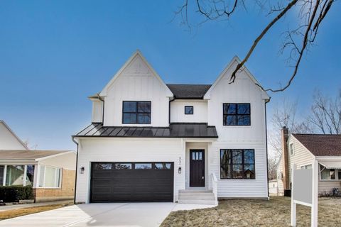 952 S Fairfield Avenue Elmhurst IL 60126