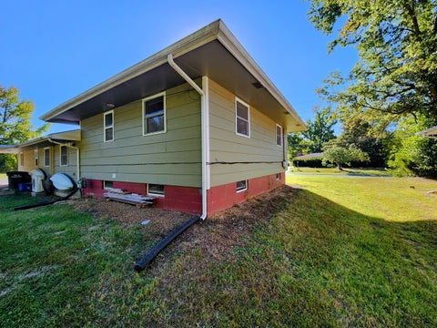 Tiny photo for 1017 S Giant City Road, Carbondale, IL 62902 (MLS # 12781228)