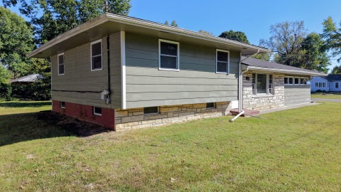 Tiny photo for 1017 S Giant City Road, Carbondale, IL 62902 (MLS # 12781228)